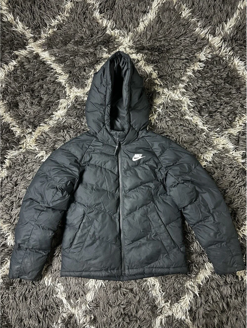 Nike Youth Kids Medium M Black Chevron Hooded Puffer Jacket Full Zip Winter Coat